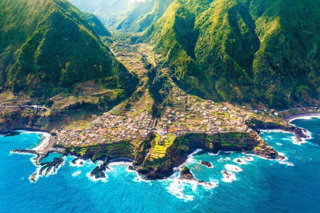 ‘Hawaii of Europe’ is a spectacular destination with flights from £71 ‘Hawaii of Europe’ is a spectacular destination with flights from £71