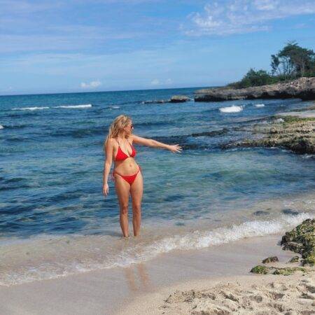 Stacey Solomon wears Baywatch bikini on lavish holiday and Joe Swash has ‘spent all day enjoying it’