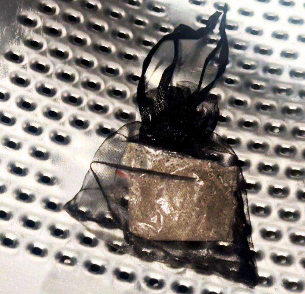 Mum devastated after accidentally washing her nan’s ashes Mum devastated after accidentally washing her nan’s ashes