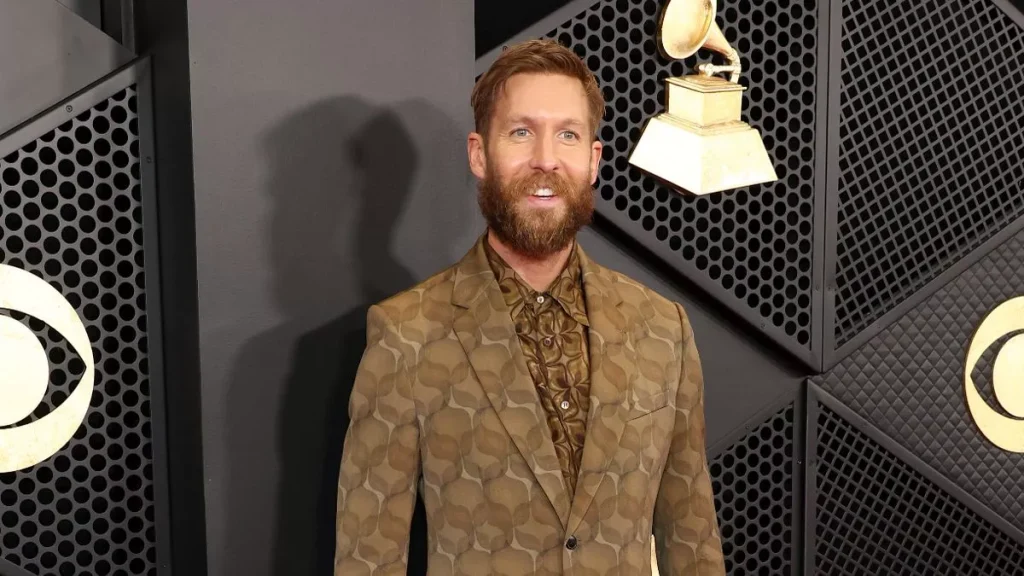 Calvin Harris’ Beverly Hills mansion catches fire and is swarmed by first responders after 5-alarm blaze Calvin Harris’ Beverly Hills mansion catches fire and is swarmed by first responders after 5-alarm blaze