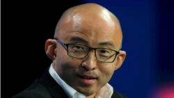 Missing China billionaire banker returns to resign