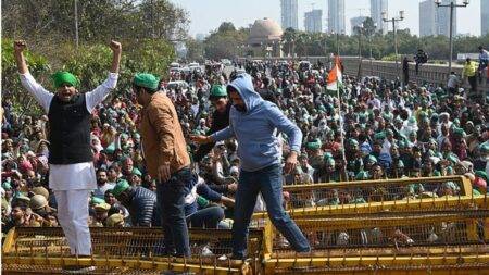 India farmers to resume march to Delhi after crackdown