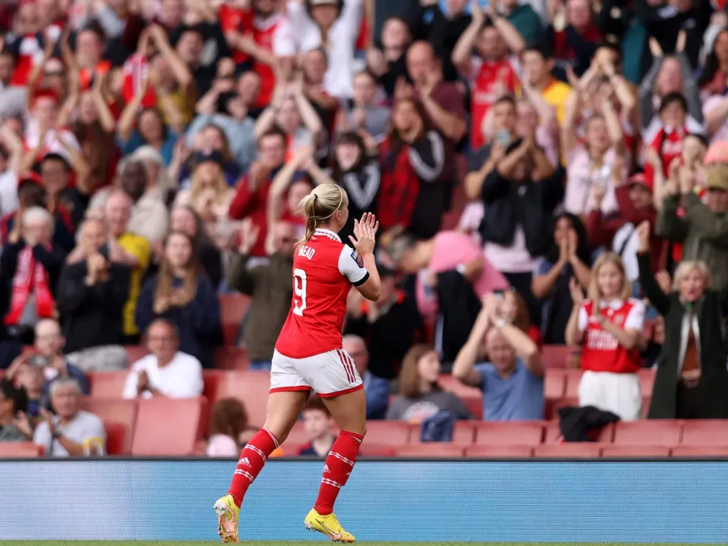 WSL attendance record set to be broken for Arsenal vs Man Utd fixture WSL attendance record set to be broken for Arsenal vs Man Utd fixture