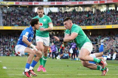 Dan Sheehan double eases superior Ireland to Six Nations win against Italy