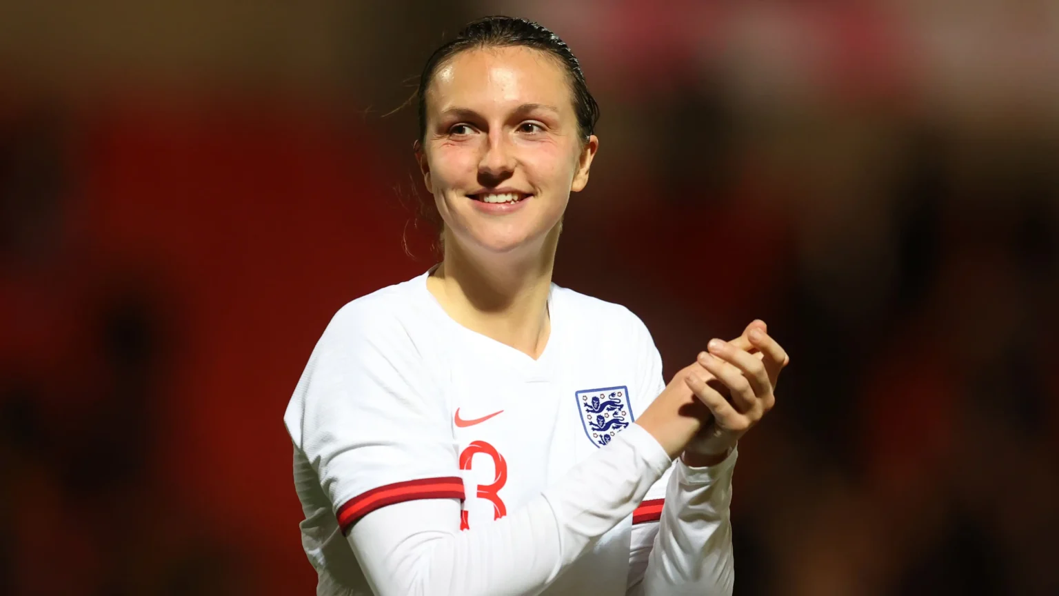 Lionesses star Lotte Wubben-Moy fulfils promise to young deaf fan in heartwarming moment against Italy