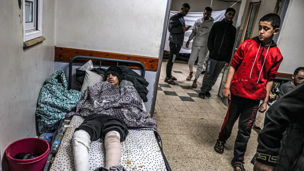 Injured man in Gaza is suffering without meds 1 - WTX News Breaking News, fashion & Culture from around the World - Daily News Briefings -Finance, Business, Politics & Sports News