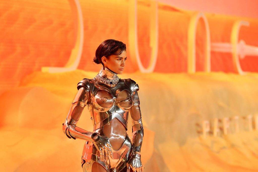 People are having really weird thoughts about Zendaya in her robot outfit at Dune II premiere People are having really weird thoughts about Zendaya in her robot outfit at Dune II premiere