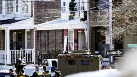 New Jersey siege ends after US gunman kills three in Pennsylvania