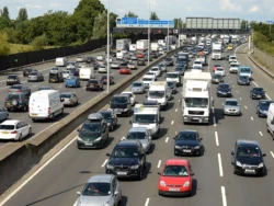 Huge part of London is going to be hell on earth this weekend thanks to M25 closure – stay at home and paint instead