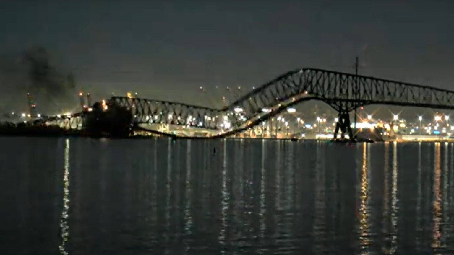 Breaking - 'Mass casualty event' as Baltimore Key Bridge collapses after being hit by ship