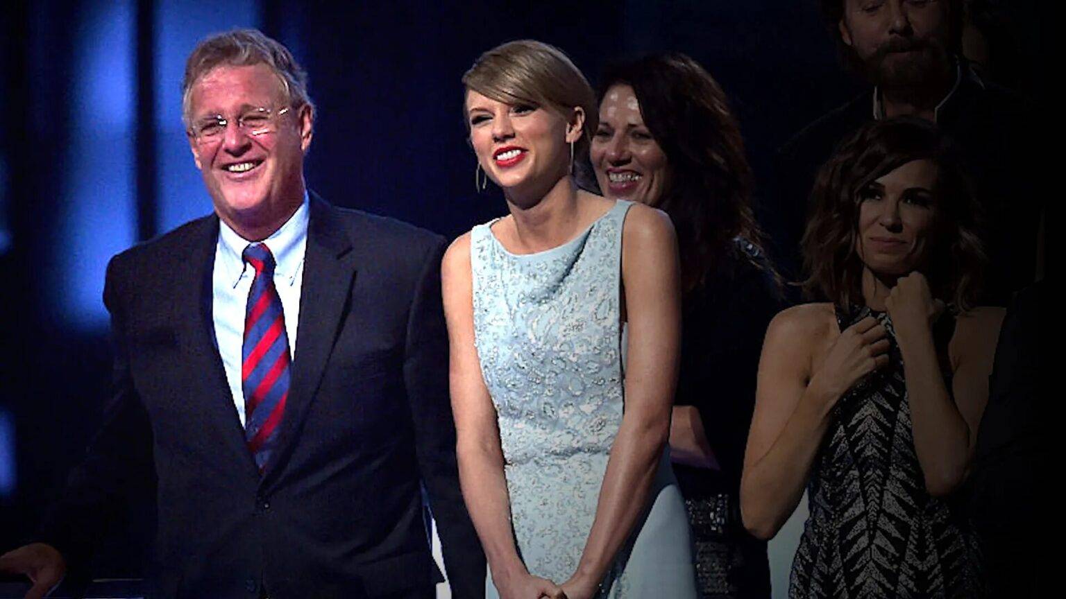 Taylor Swift’s father escapes charge over alleged Australia assault