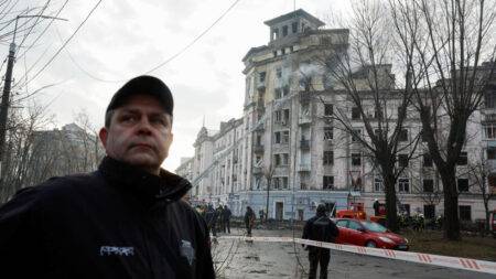 Ukraine war: Russian missile attack targets Kyiv