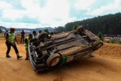 Seven killed as Sri Lanka motor race crash 