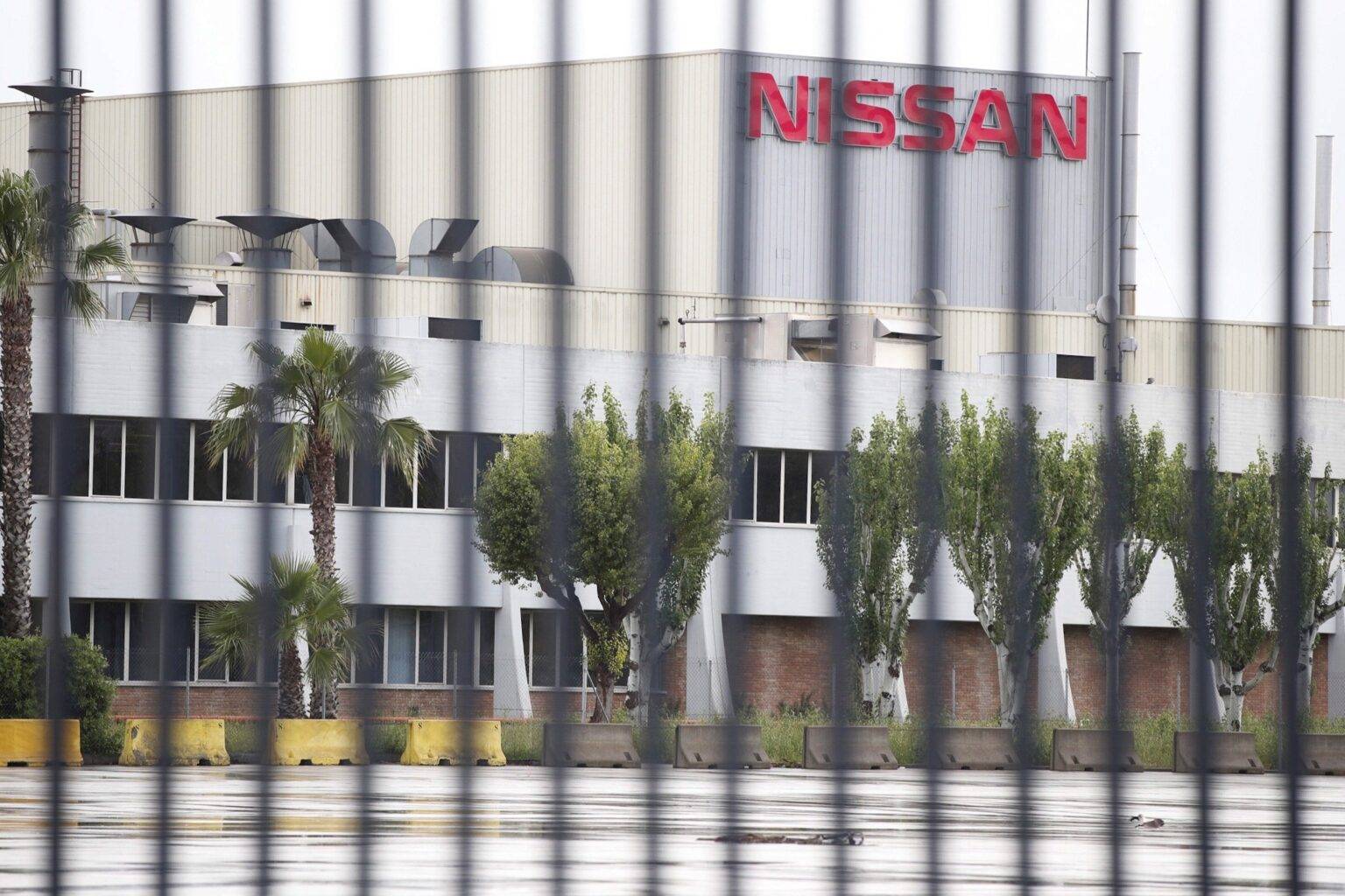 Chery, la automotriz china, finaliza su llegada a los antiguos terrenos de Nissan en la Zona Franca de Barcelona