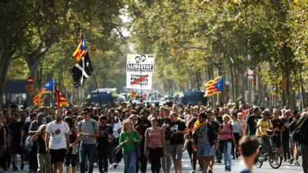 Spain passes amnesty law for Catalan nationalists
