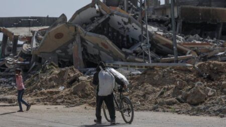 UN says 80,000 have fled Rafah as strikes intensify