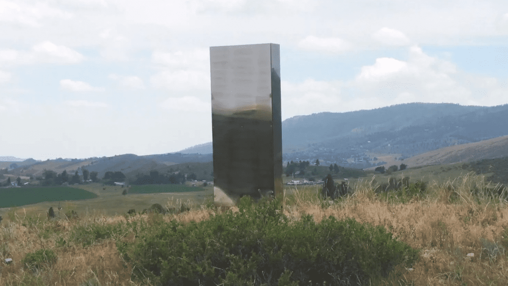 Mysterious monolith appears in Colorado – UFO activity? Mysterious monolith appears in Colorado – UFO activity?