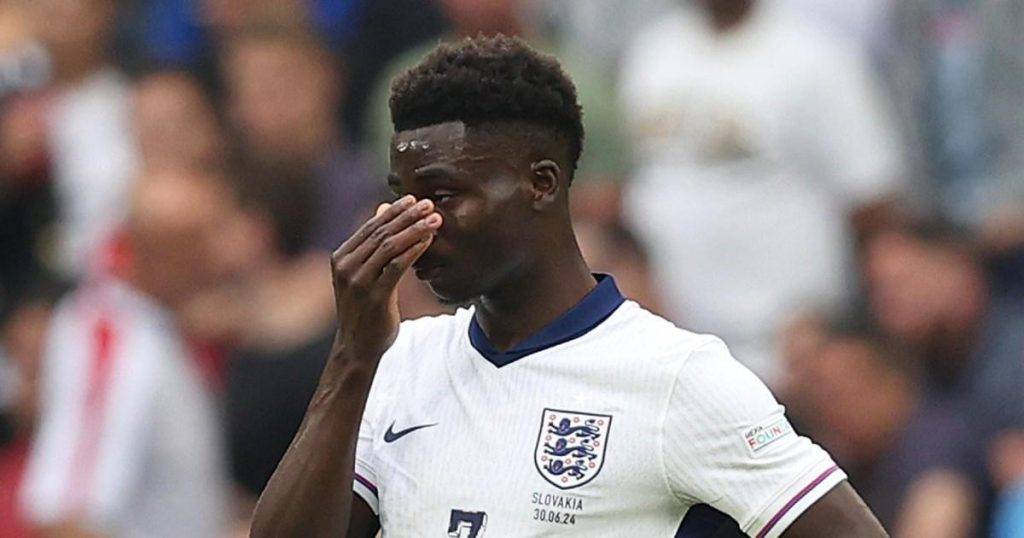 Gareth Southgate responds to criticism after playing Bukayo Saka left-back for England | Football Gareth Southgate responds to criticism after playing Bukayo Saka left-back for England | Football