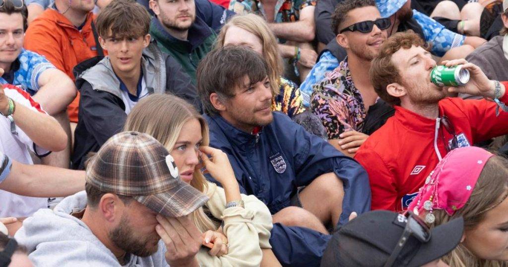 Louis Tomlinson has become the unexpected hero of Glastonbury Louis Tomlinson has become the unexpected hero of Glastonbury