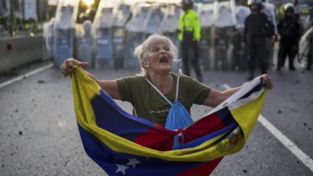 Fresh protests in Venezuela as anger grows at disputed election result