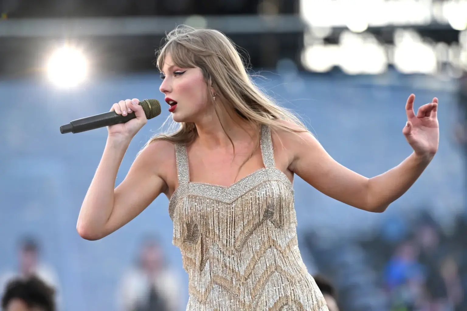 Taylor Swift speaks out over Vienna attack threat 