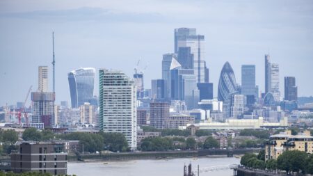 UK set to outperform major economies in the coming months