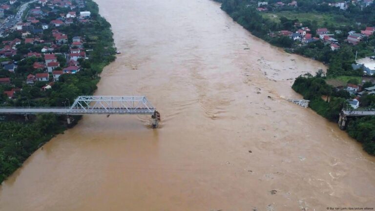 Super typhoon destroys Vietnam bridge leaving 13 people missing