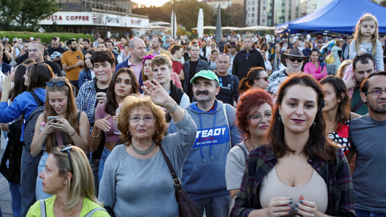 Bulgarians head to the polls again amid political deadlock