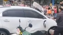 Car ploughs into crowd outside primary school in China