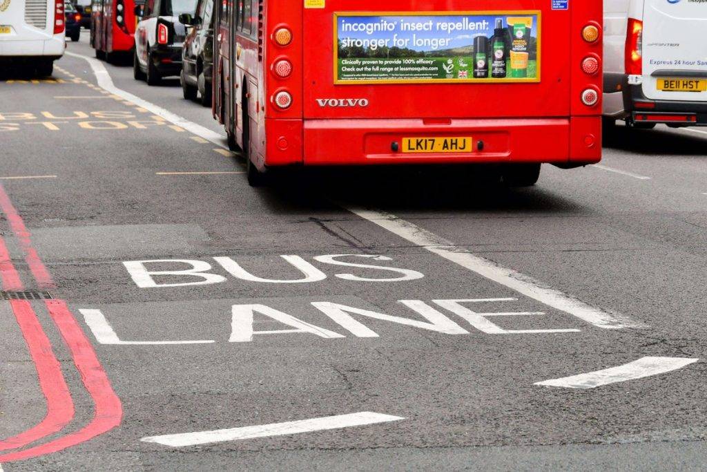 Give warning letters not fines for first bus lane offence, says RAC Give warning letters not fines for first bus lane offence, says RAC