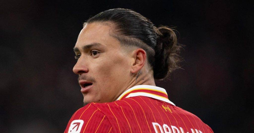 Liverpool respond to surprise approach for £85m signing Darwin Nunez
