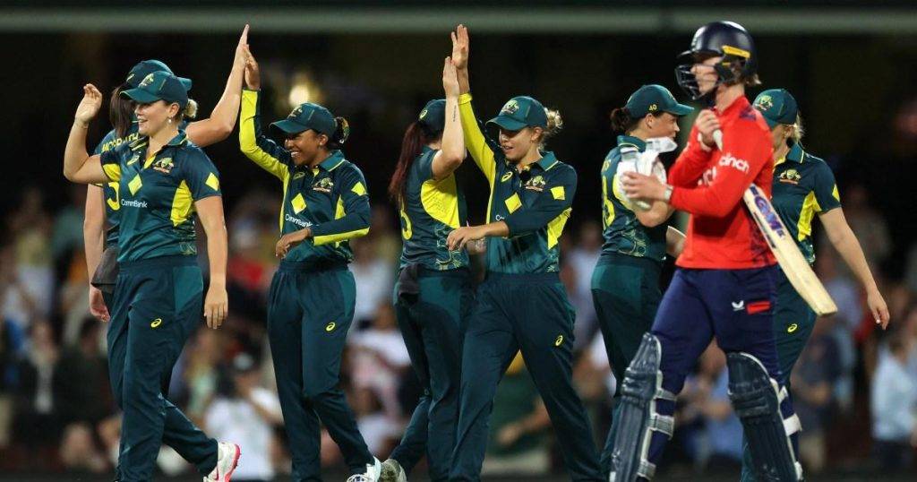 Australia want to whitewash England after retaining Women’s Ashes in style Australia want to whitewash England after retaining Women’s Ashes in style