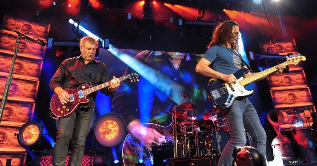 Rock band Rush regret ‘letting fans down’ with short final tour Rock band Rush regret ‘letting fans down’ with short final tour
