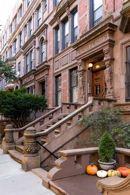 What is the Weather like in Manhattan? A typical street in Upper Manhattan in the Summer