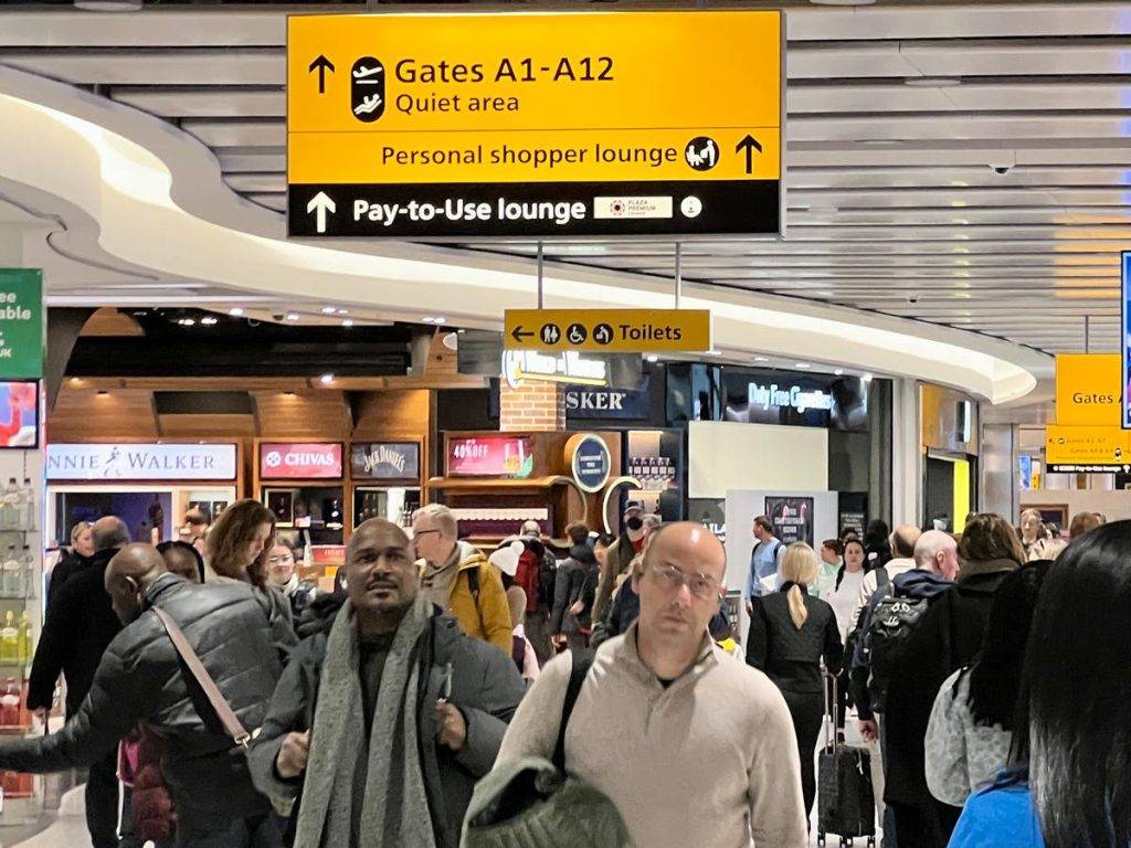 Government reverses new visa requirement for Heathrow transit passengers