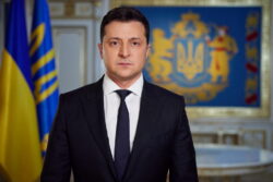 Zelenskiy heads to Saudi Arabia ahead of crunch US talks