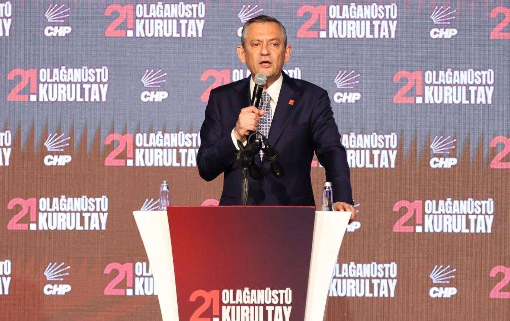 Turkey’s main opposition re-elects leader