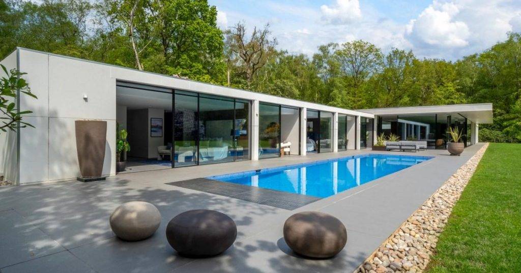 Inside Grand Designs ‘biggest ever home’ now worth £4,000,000 10 years later Inside Grand Designs ‘biggest ever home’ now worth £4,000,000 10 years later