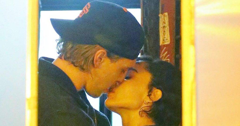 Austin Butler and Zoë Kravitz ‘growing close’ after splitting from exes Kaia Gerber and Channing Tatum Austin Butler and Zoë Kravitz ‘growing close’ after splitting from exes Kaia Gerber and Channing Tatum