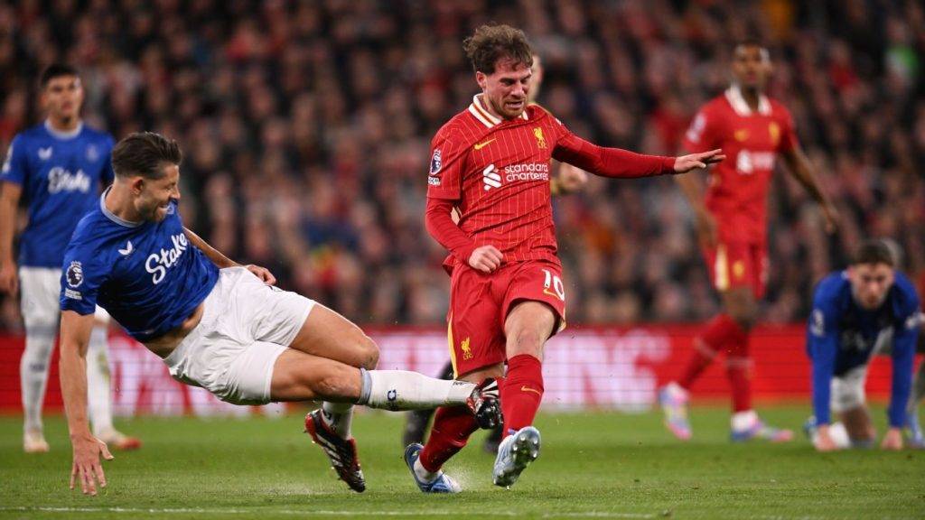 James Tarkowski Everton condemn social media death threats James Tarkowski Everton condemn social media death threats