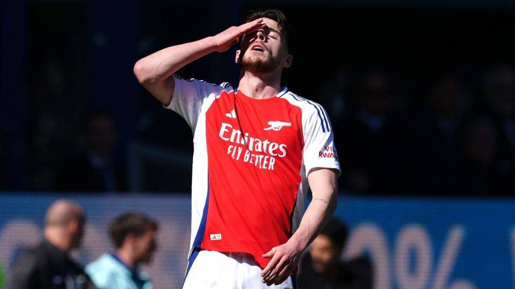Arsenal’s Real Madrid distraction costs them win at Everton