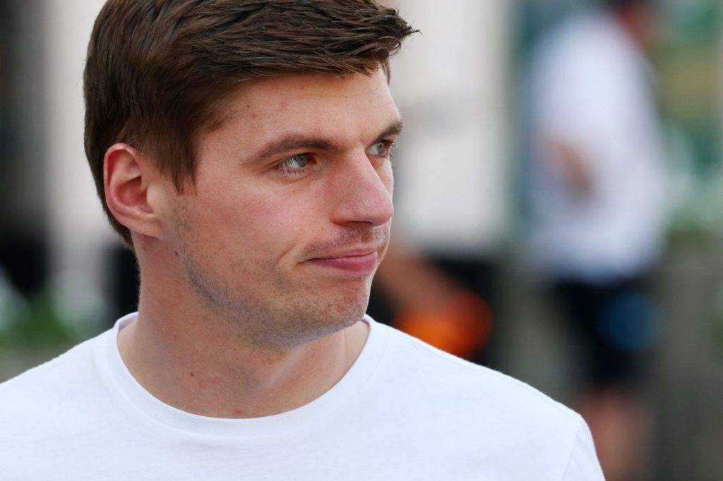 Why Verstappen fears “severe” tyre deg deficit to McLaren in Bahrain