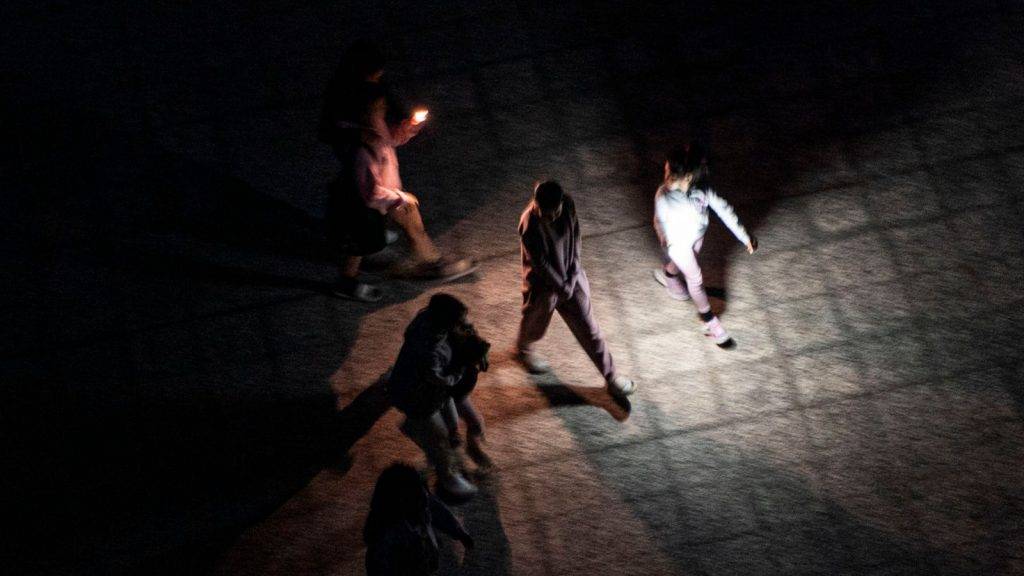 Couple and adult son died from carbon monoxide poisoning after using generator during Spain-Portugal blackout Couple and adult son died from carbon monoxide poisoning after using generator during Spain-Portugal blackout