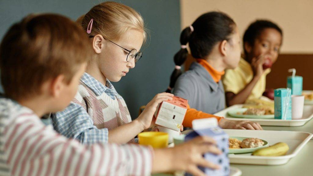 Free breakfast clubs set to open at hundreds of schools in England but teachers voice fears over funding Free breakfast clubs set to open at hundreds of schools in England but teachers voice fears over funding