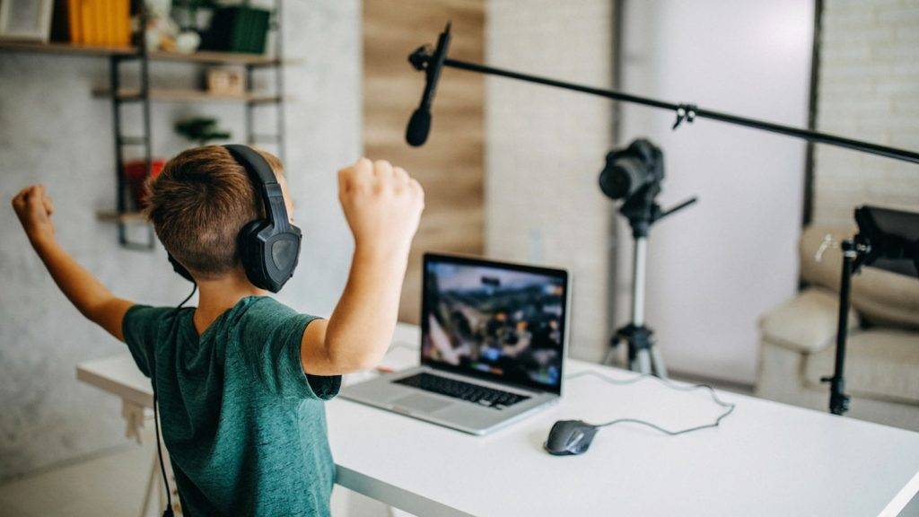 Laws may need to be bolstered to crack down on exploitation of child ‘influencers’ senior MP suggests Laws may need to be bolstered to crack down on exploitation of child ‘influencers’ senior MP suggests