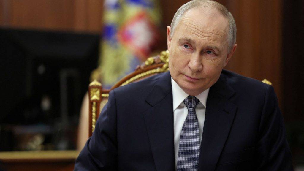 Putin proposes first peace talks with Ukraine since early days of conflict Putin proposes first peace talks with Ukraine since early days of conflict
