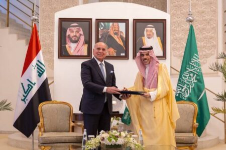 Iraqi president invites King Salman to upcoming Arab summits in Baghdad