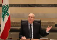 Lebanon PM Calls for Israeli & US Withdrawal