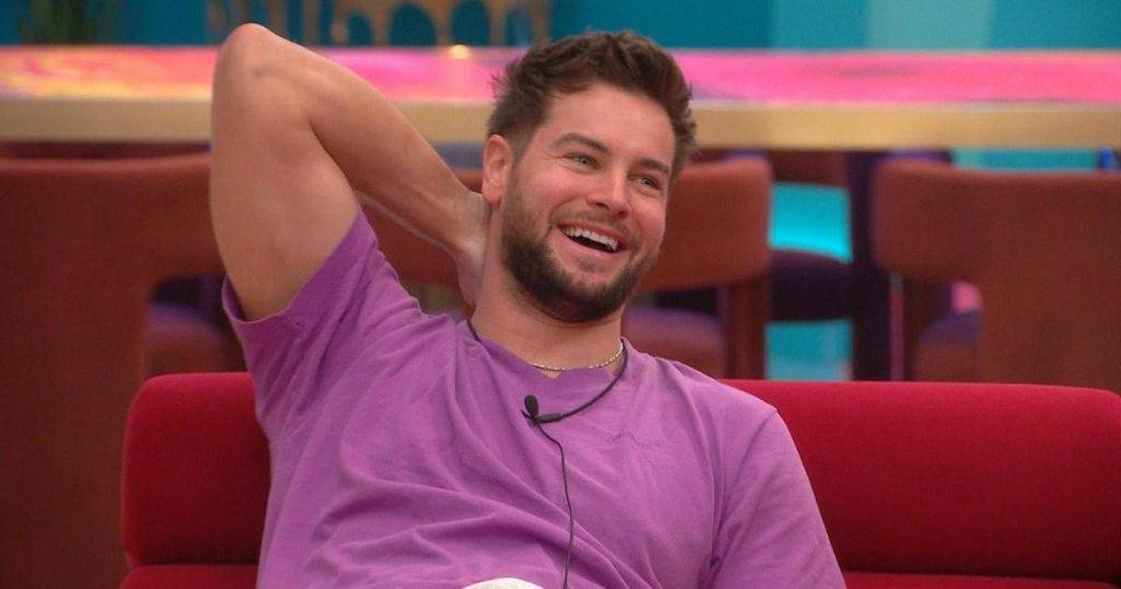 Chris Hughes replaces major TV star on Celebs Go Dating days after Celebrity Big Brother