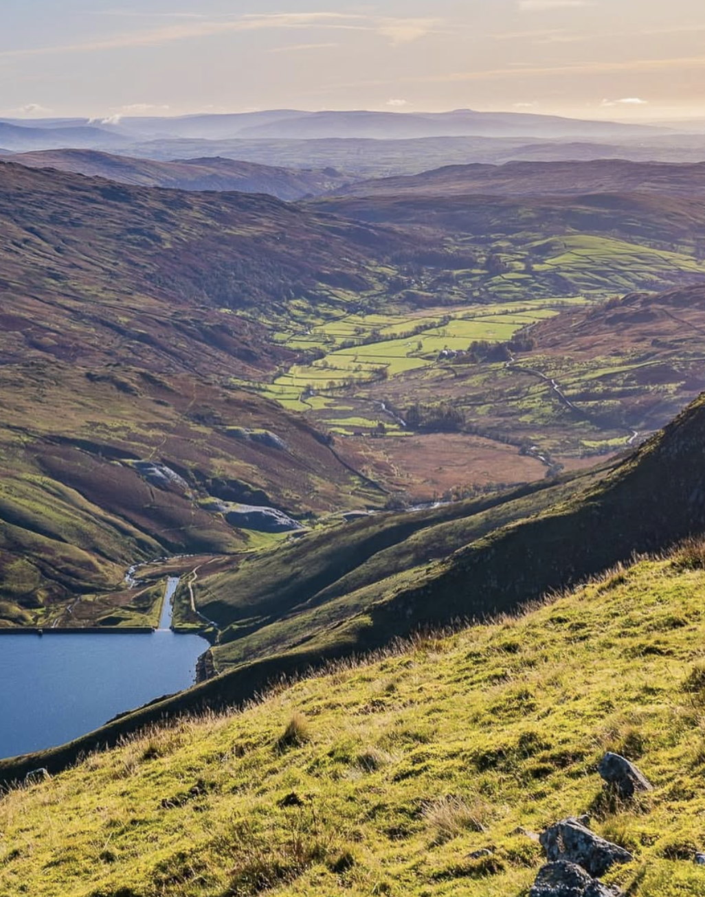 UK Weekend News Briefing May 2025: News, Events & Fixtures 20 - WTX News Breaking News, fashion & Culture from around the World - Daily News Briefings -Finance, Business, Politics & Sports News Hiking in the Lake district